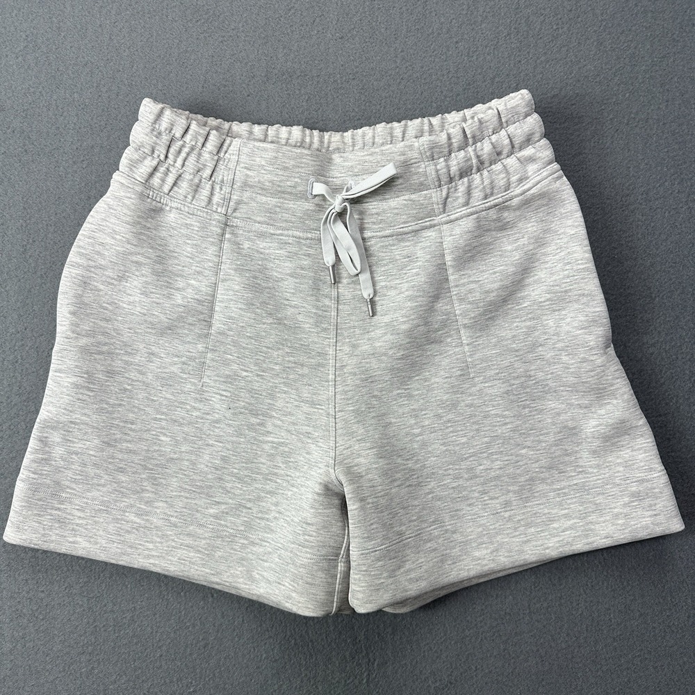 Lululemon Soft Ambitions HR short 4" Modal Fabric Heathered Core Grey Size 6